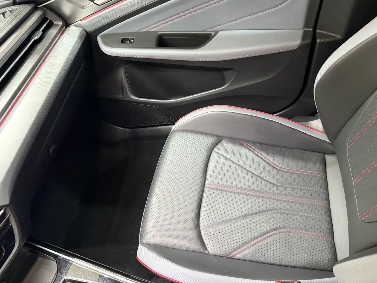 2022 Exceed TXL 2.0T 261HP L4 7DCT,autocango,china used car exporter,china ev exporter,chinese used car exporter,chinese used ev exporter