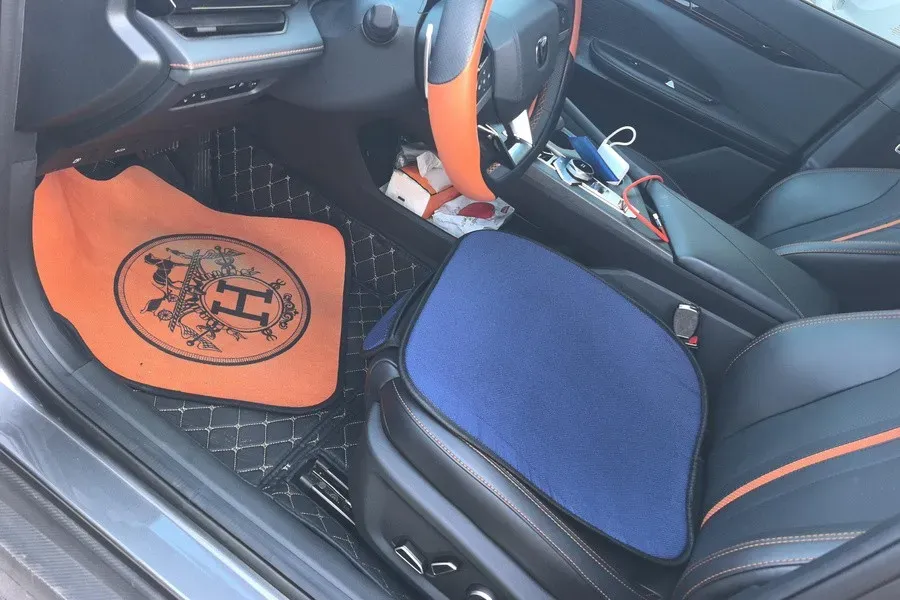 2024 ChangAn UNI-V 1.5T 188HP L4 7DCT,autocango,china used car exporter,china ev exporter,chinese used car exporter,chinese used ev exporter