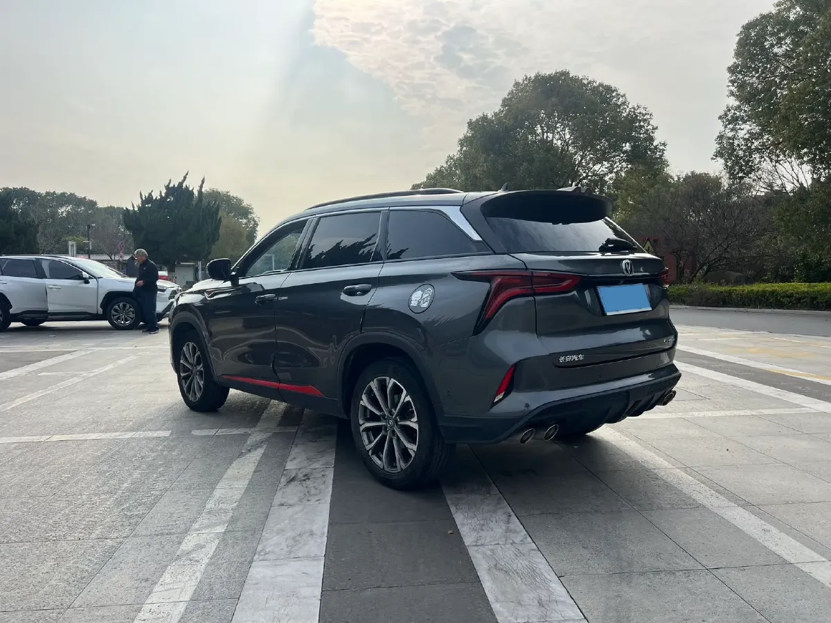2020 ChangAn CS75 Plus 2.0T 233HP L4 8AT,autocango,china used car exporter,china ev exporter,chinese used car exporter,chinese used ev exporter