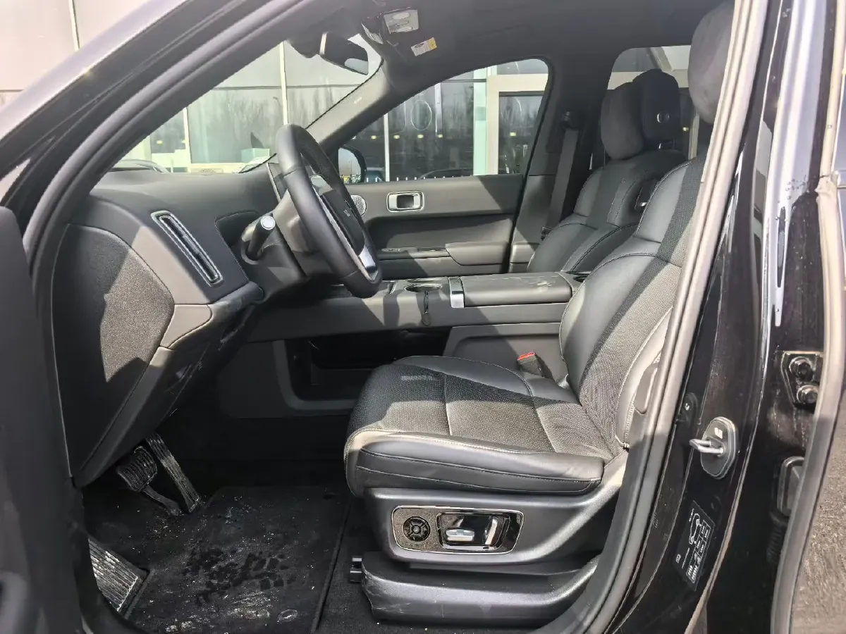 2024 Li L9 Range Extended 154HP REEV 52.3KWH,autocango,china used car exporter,china ev exporter,chinese used car exporter,chinese used ev exporter