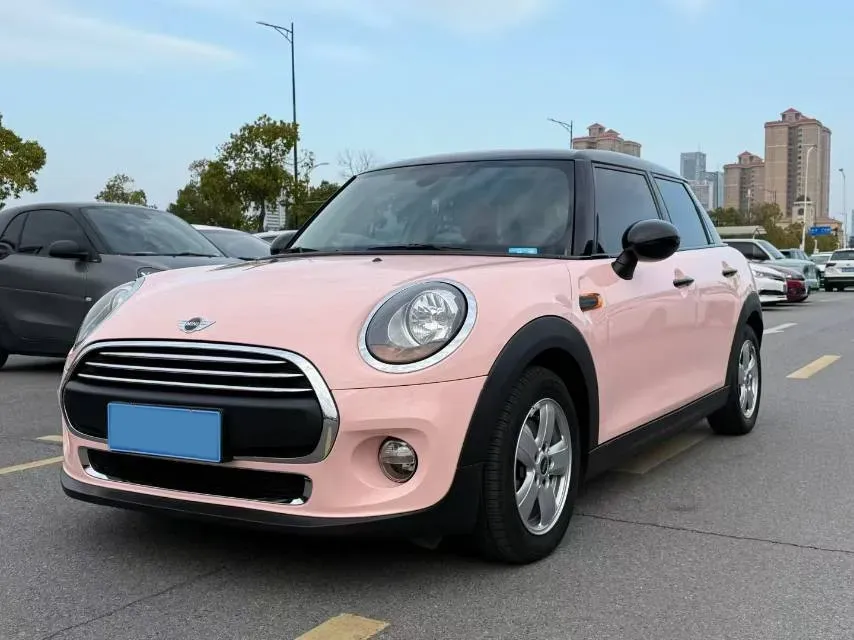 2016 MINI MINI 1.2T 102HP L3 6AT,autocango,china used car exporter,china ev exporter,chinese used car exporter,chinese used ev exporter