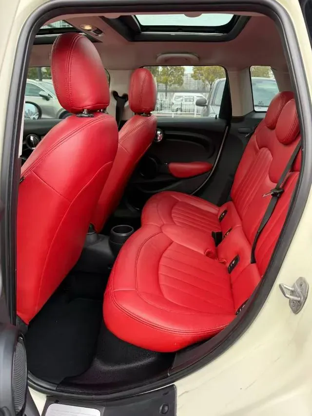 2016 MINI MINI 1.2T 102HP L3 6AT,autocango,china used car exporter,china ev exporter,chinese used car exporter,chinese used ev exporter