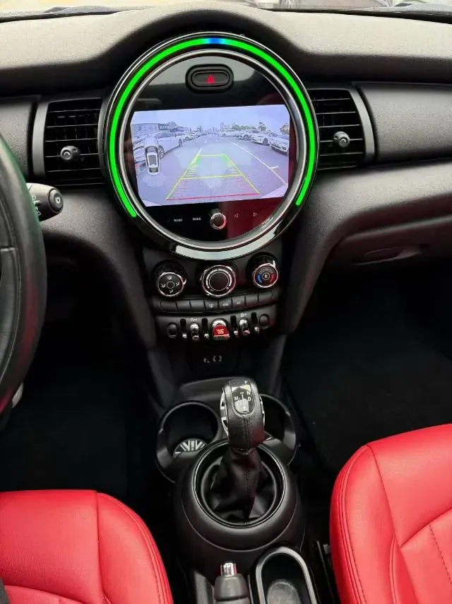 2016 MINI MINI 1.2T 102HP L3 6AT,autocango,china used car exporter,china ev exporter,chinese used car exporter,chinese used ev exporter