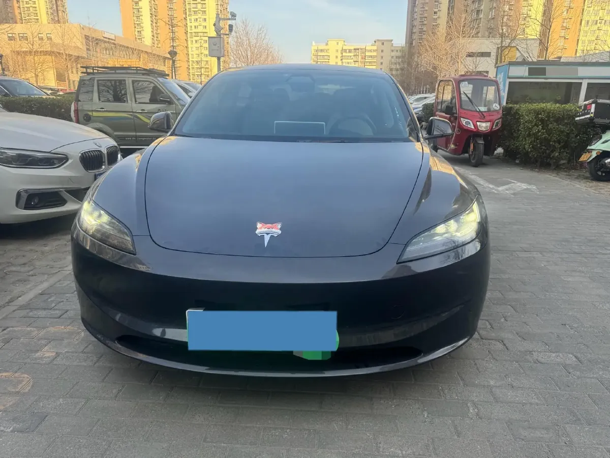 2025 Tesla Model 3 BEV 62.5KWH,autocango,china used car exporter,china ev exporter,chinese used car exporter,chinese used ev exporter