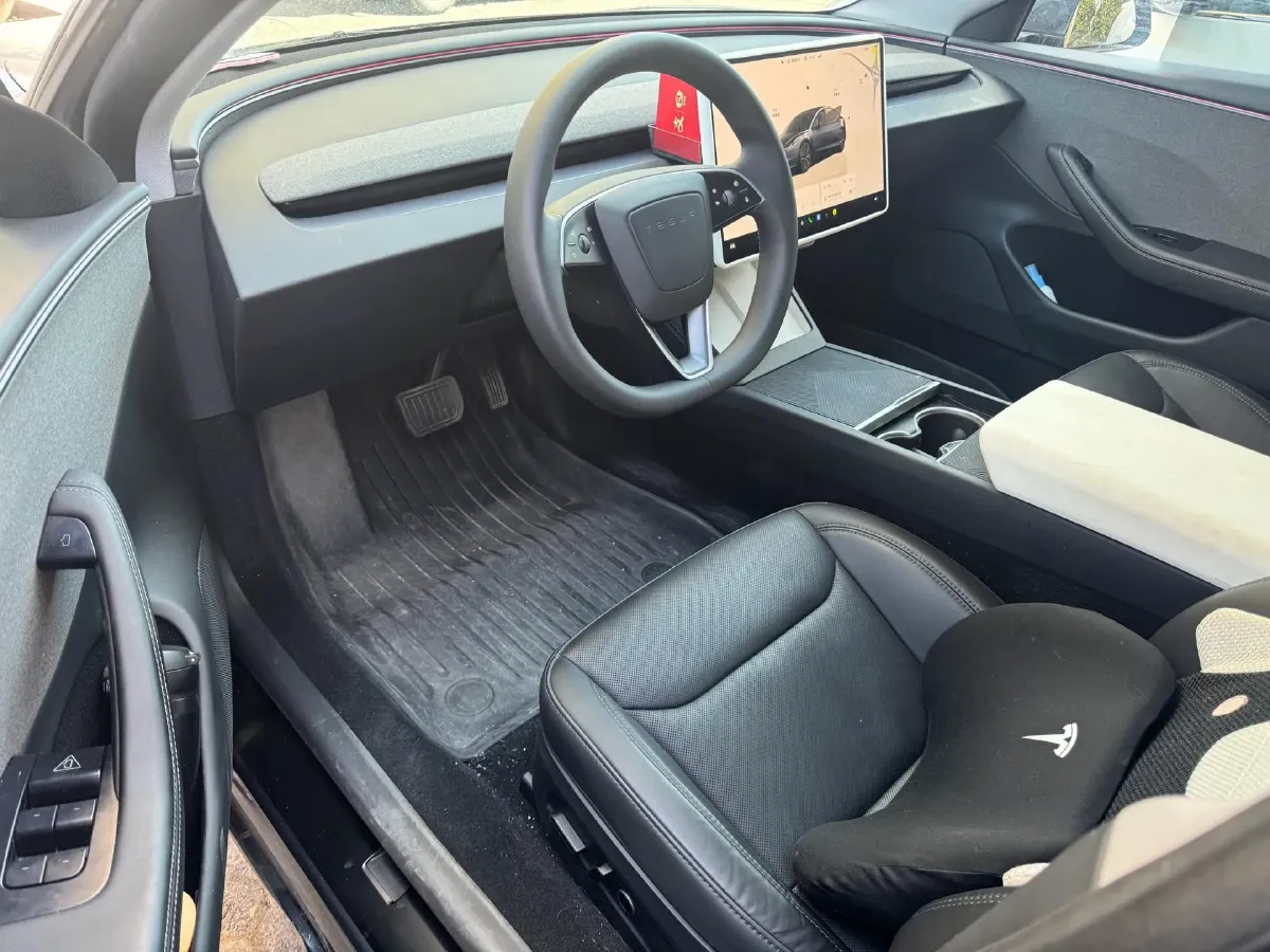 2025 Tesla Model 3 BEV 62.5KWH,autocango,china used car exporter,china ev exporter,chinese used car exporter,chinese used ev exporter