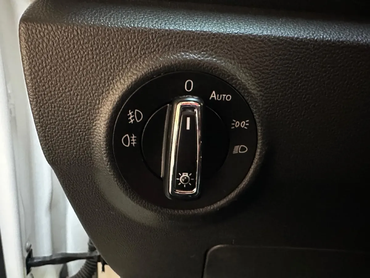 2022 Volkswagen T-Roc 1.4T 150HP L4 7DCT,autocango,china used car exporter,china ev exporter,chinese used car exporter,chinese used ev exporter