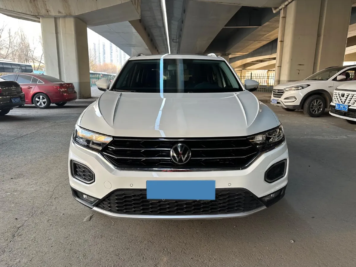 2022 Volkswagen T-Roc 1.4T 150HP L4 7DCT,autocango,china used car exporter,china ev exporter,chinese used car exporter,chinese used ev exporter