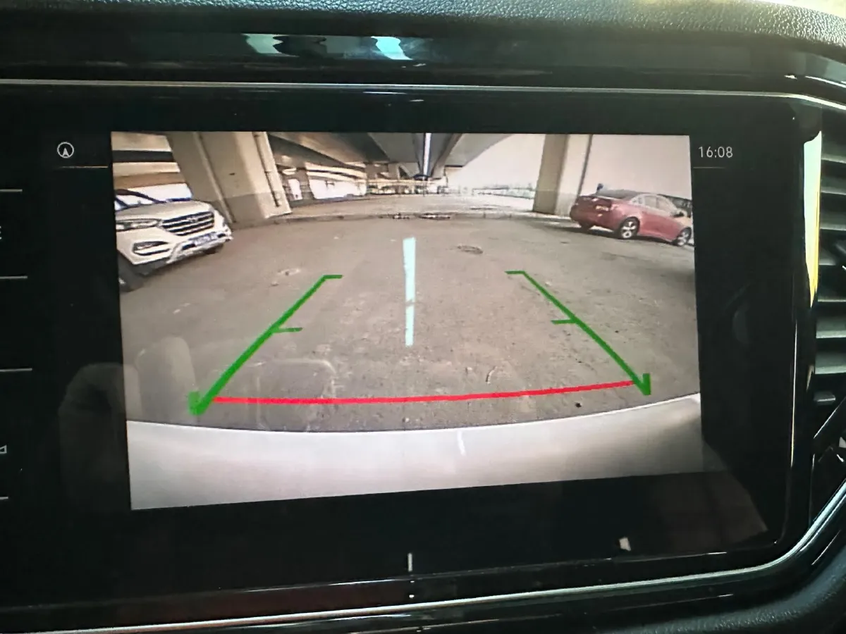 2022 Volkswagen T-Roc 1.4T 150HP L4 7DCT,autocango,china used car exporter,china ev exporter,chinese used car exporter,chinese used ev exporter