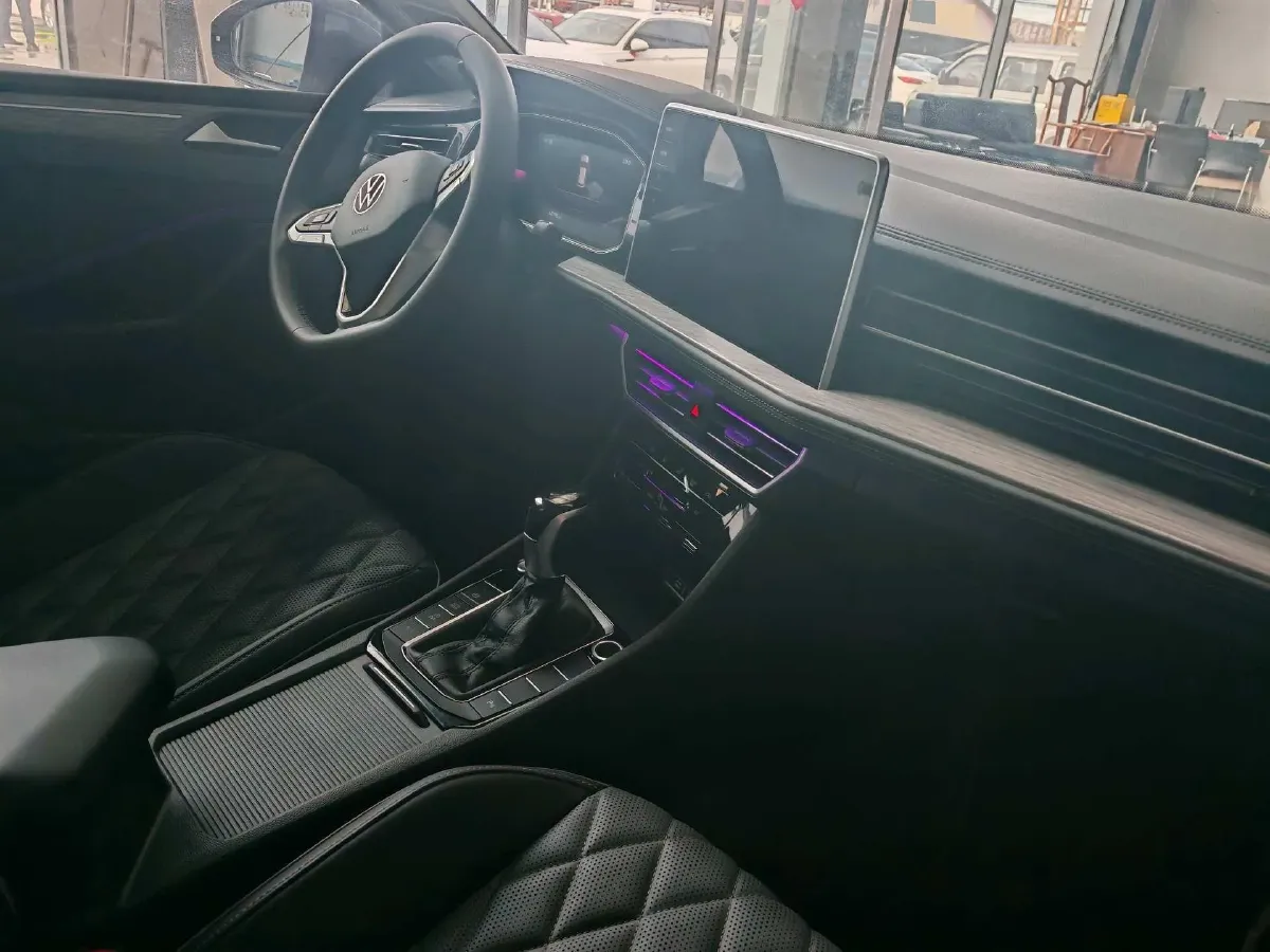 2023 Volkswagen Sagitar 1.2T 116HP L4 7DCT,autocango,china used car exporter,china ev exporter,chinese used car exporter,chinese used ev exporter