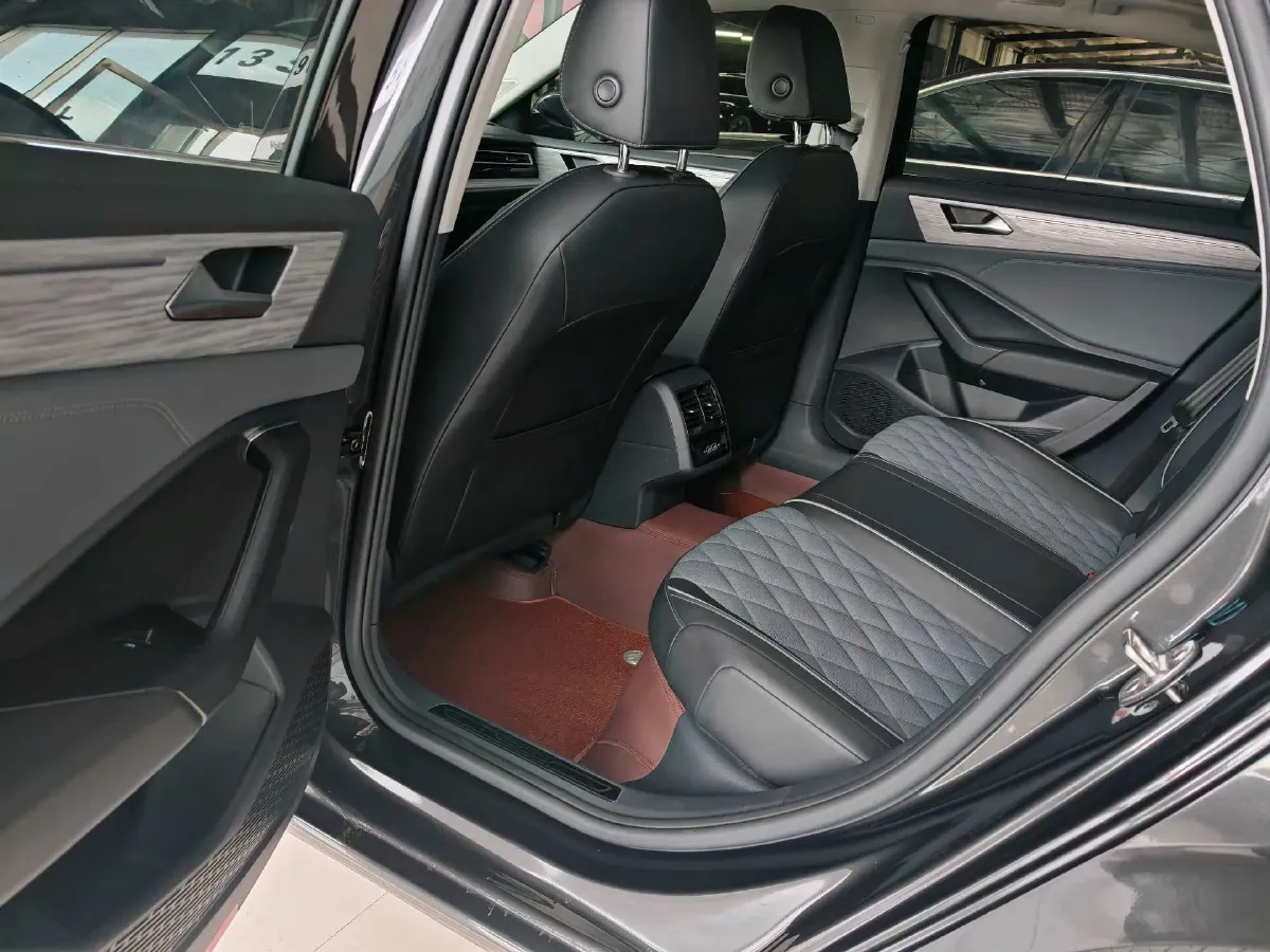 2023 Volkswagen Sagitar 1.2T 116HP L4 7DCT,autocango,china used car exporter,china ev exporter,chinese used car exporter,chinese used ev exporter