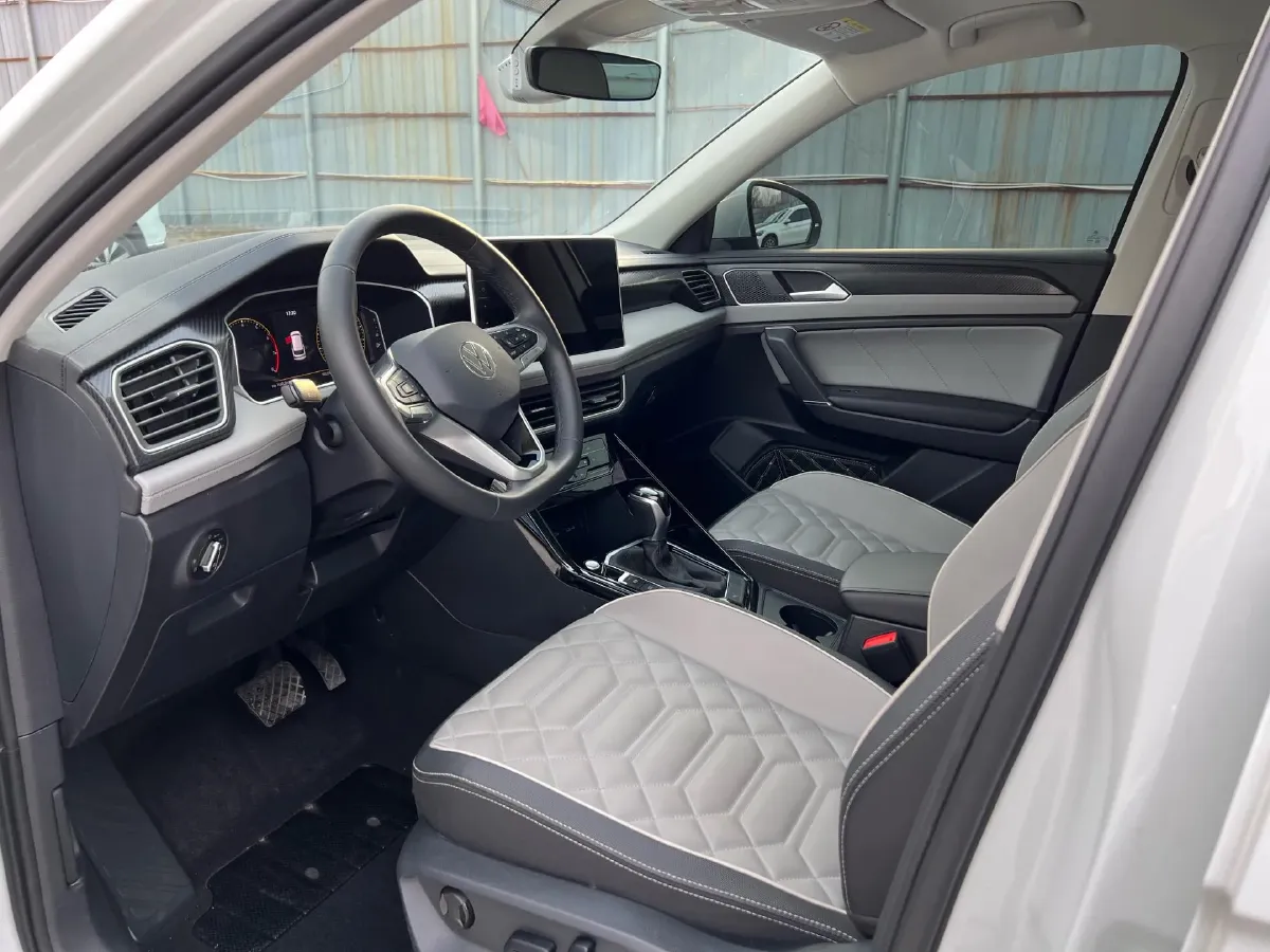 2023 Volkswagen Tayron 1.4T 150HP L4 7DCT,autocango,china used car exporter,china ev exporter,chinese used car exporter,chinese used ev exporter