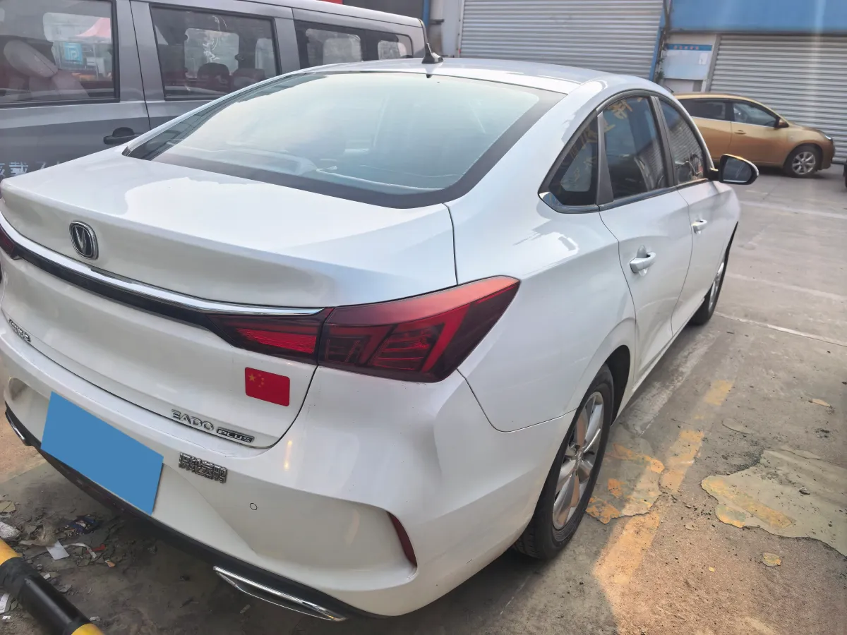 2020 ChangAn Eado 1.6L 128HP L4 5MT,autocango,china used car exporter,china ev exporter,chinese used car exporter,chinese used ev exporter