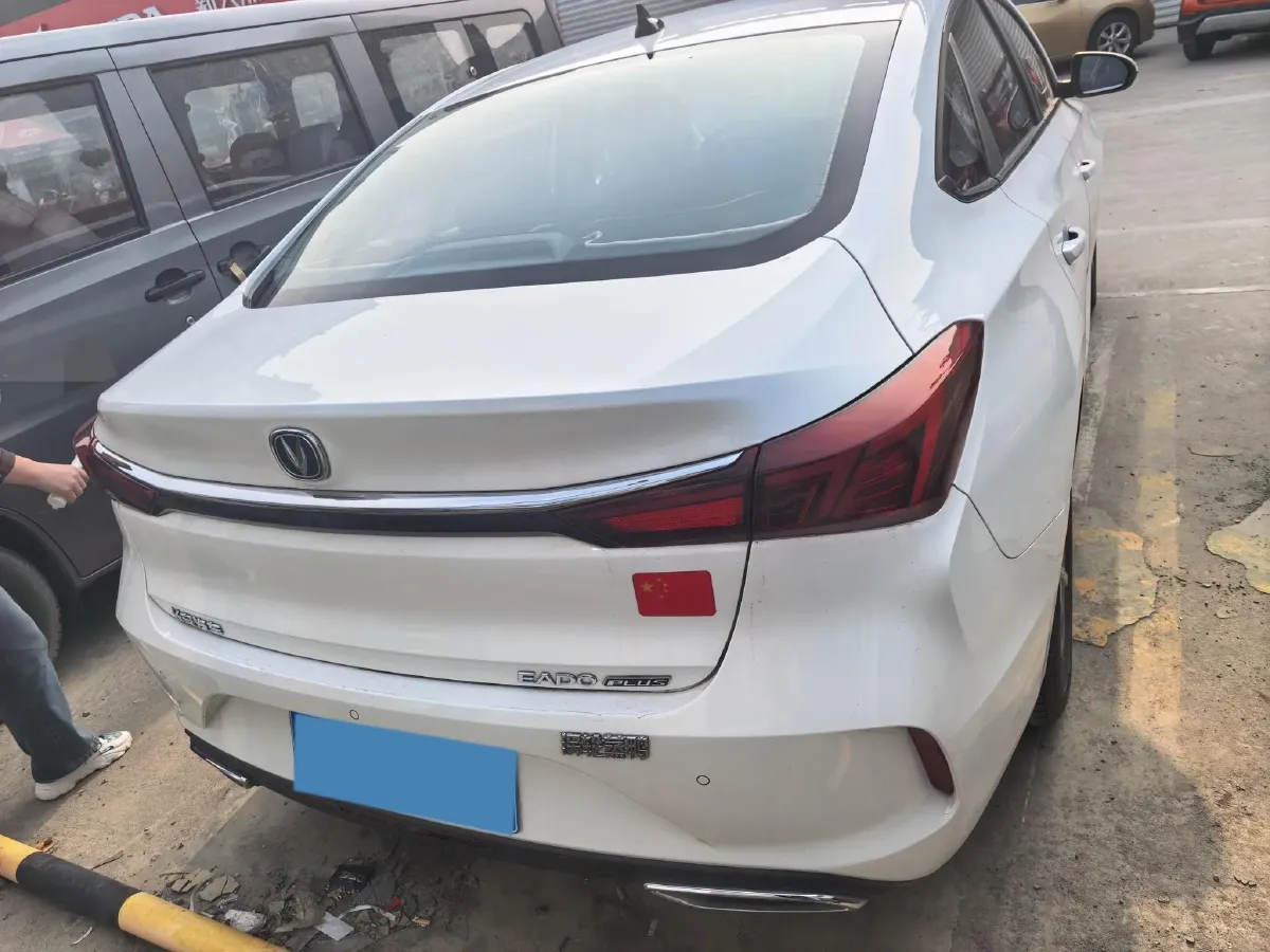 2020 ChangAn Eado 1.6L 128HP L4 5MT,autocango,china used car exporter,china ev exporter,chinese used car exporter,chinese used ev exporter