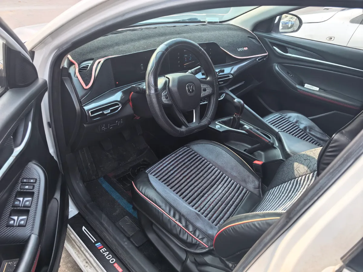 2020 ChangAn Eado 1.6L 128HP L4 5MT,autocango,china used car exporter,china ev exporter,chinese used car exporter,chinese used ev exporter