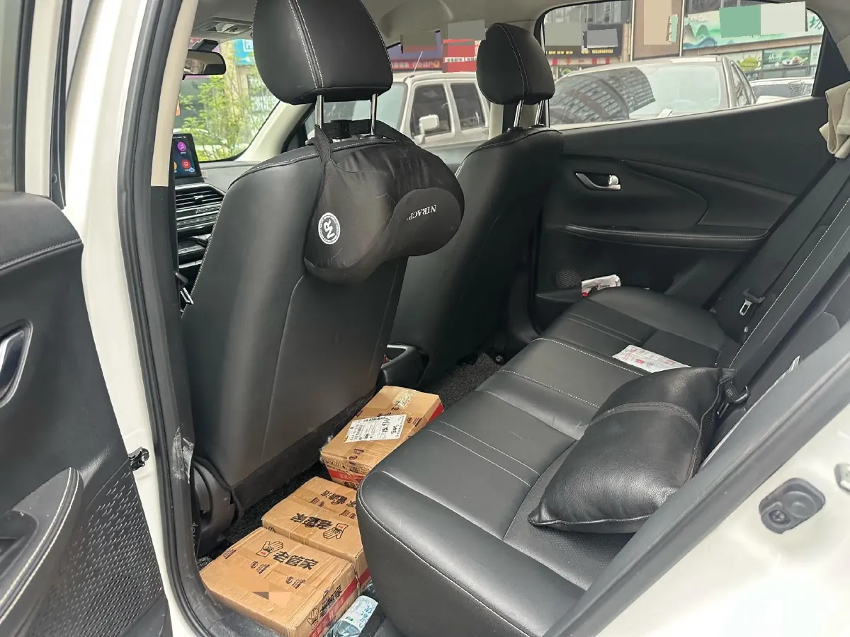 2019 ChangAn Alsvin 1.5L 107HP L4 5DCT,autocango,china used car exporter,china ev exporter,chinese used car exporter,chinese used ev exporter