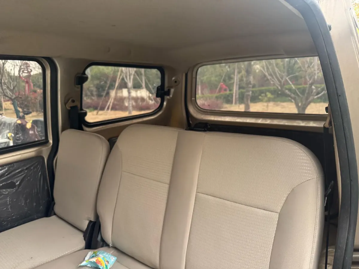 2020 WuLing HongGuang V 1.2L 76HP L4 5MT,autocango,china used car exporter,china ev exporter,chinese used car exporter,chinese used ev exporter