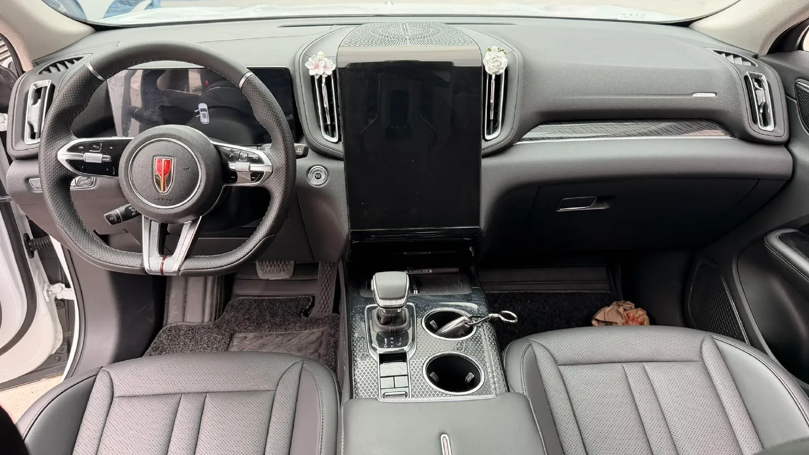 2024 HongQi HS3 1.5T 169HP L4 7DCT,autocango,china used car exporter,china ev exporter,chinese used car exporter,chinese used ev exporter