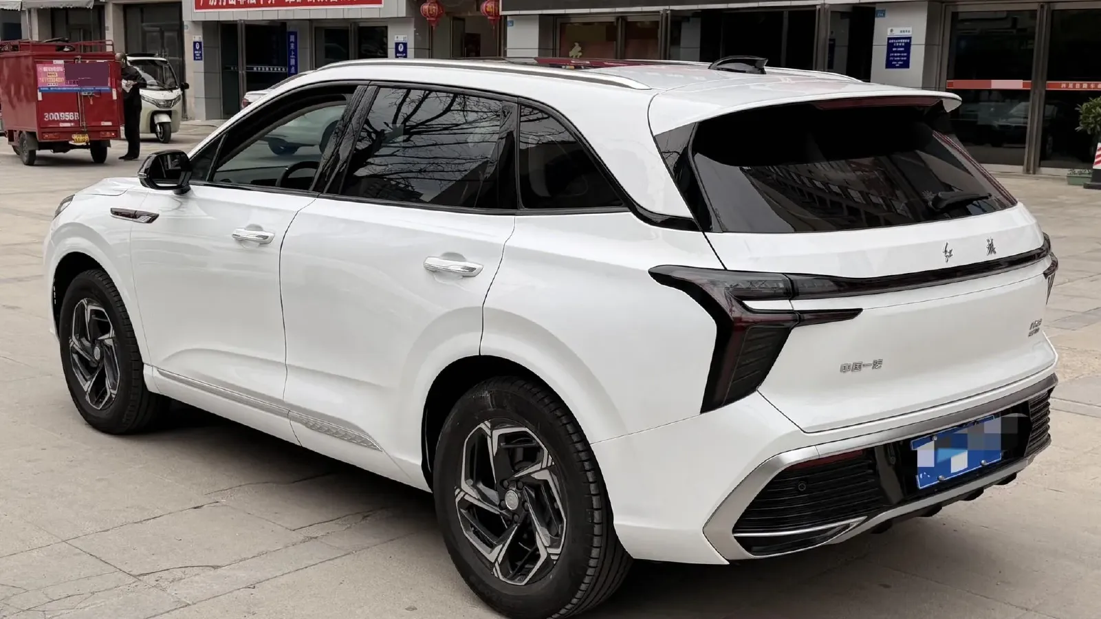 2024 HongQi HS3 1.5T 169HP L4 7DCT,autocango,china used car exporter,china ev exporter,chinese used car exporter,chinese used ev exporter