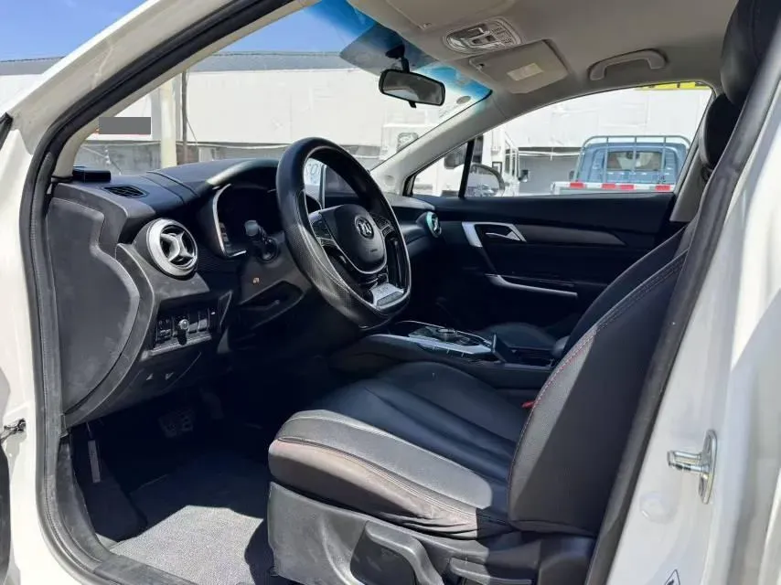 2018 BeiJing Auto EU5 BEV 53.66KWH,autocango,china used car exporter,china ev exporter,chinese used car exporter,chinese used ev exporter