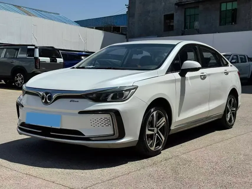 2018 BeiJing Auto EU5 BEV 53.66KWH,autocango,china used car exporter,china ev exporter,chinese used car exporter,chinese used ev exporter