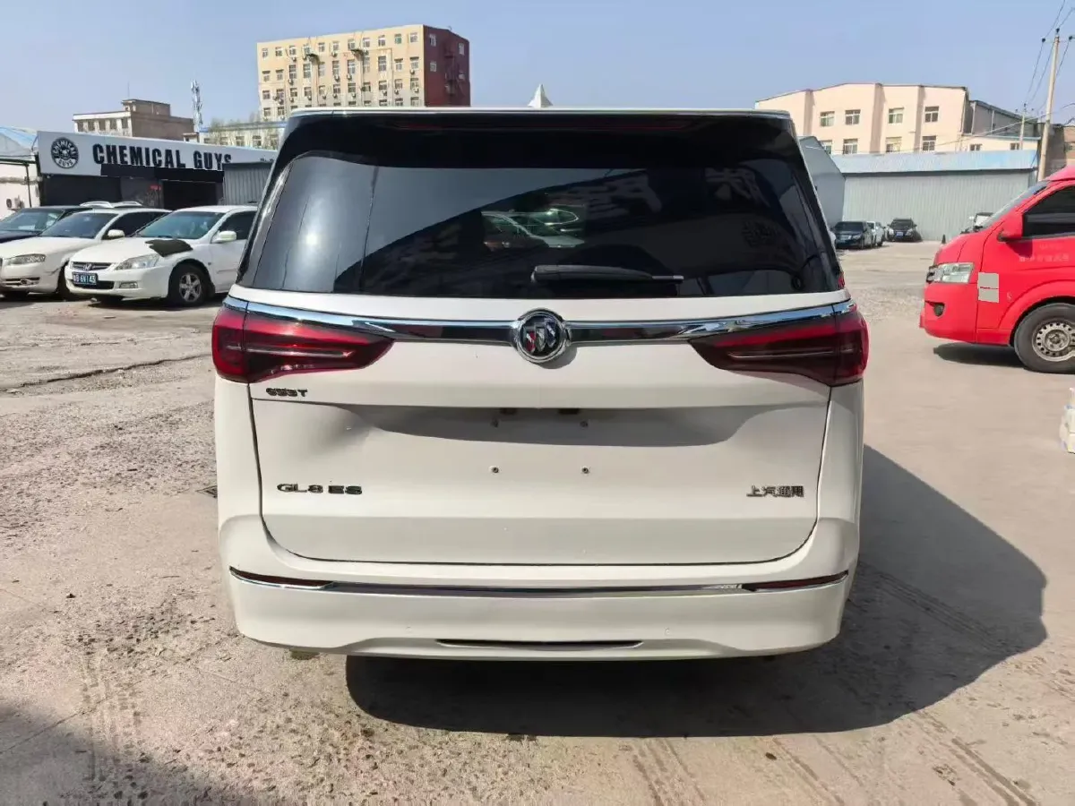 2022 Buick GL8 2.0T 237HP L4 9AT,autocango,china used car exporter,china ev exporter,chinese used car exporter,chinese used ev exporter