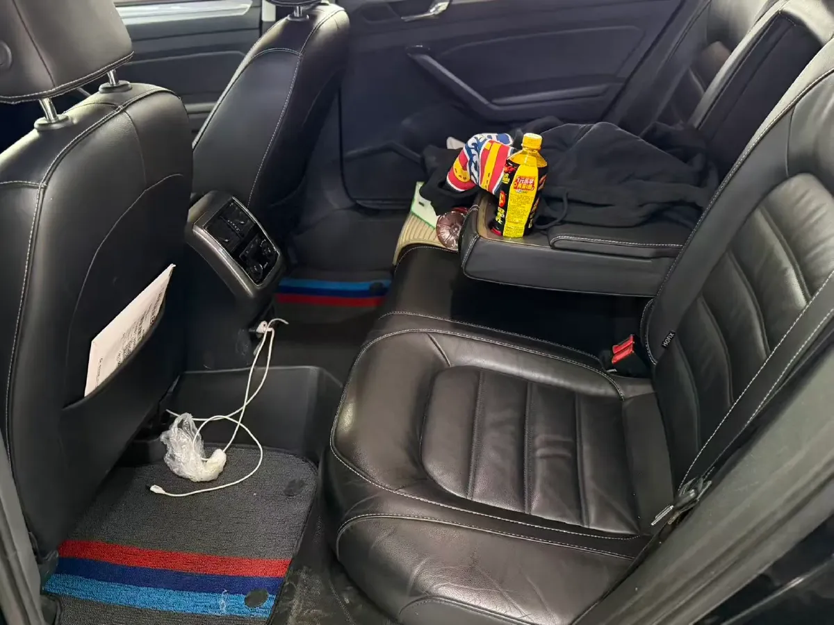 2017 Volkswagen Passat 1.8T 180HP L4 7DCT,autocango,china used car exporter,china ev exporter,chinese used car exporter,chinese used ev exporter