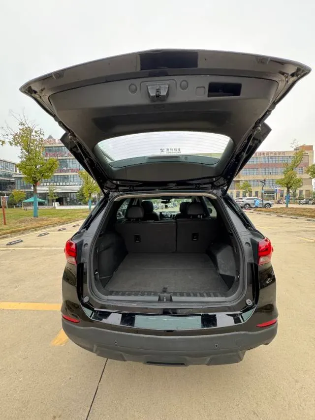 2021 Chevrolet Equinox 1.5T 169HP L4 6AT,autocango,china used car exporter,china ev exporter,chinese used car exporter,chinese used ev exporter