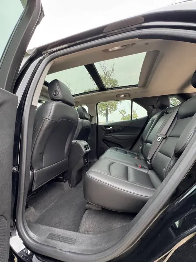 2021 Chevrolet Equinox 1.5T 169HP L4 6AT,autocango,china used car exporter,china ev exporter,chinese used car exporter,chinese used ev exporter