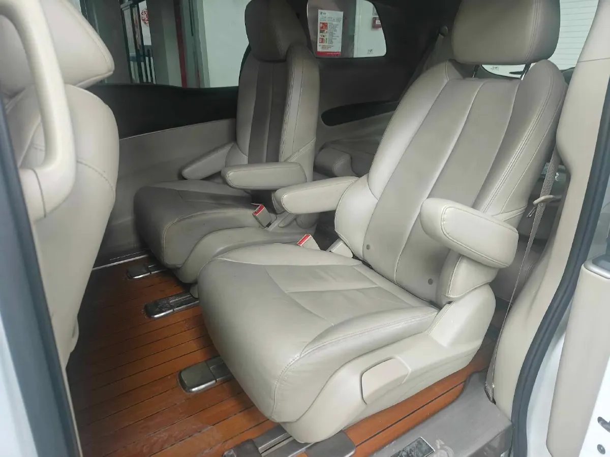 2018 Buick GL8 2.0T 260HP L4 6AT,autocango,china used car exporter,china ev exporter,chinese used car exporter,chinese used ev exporter