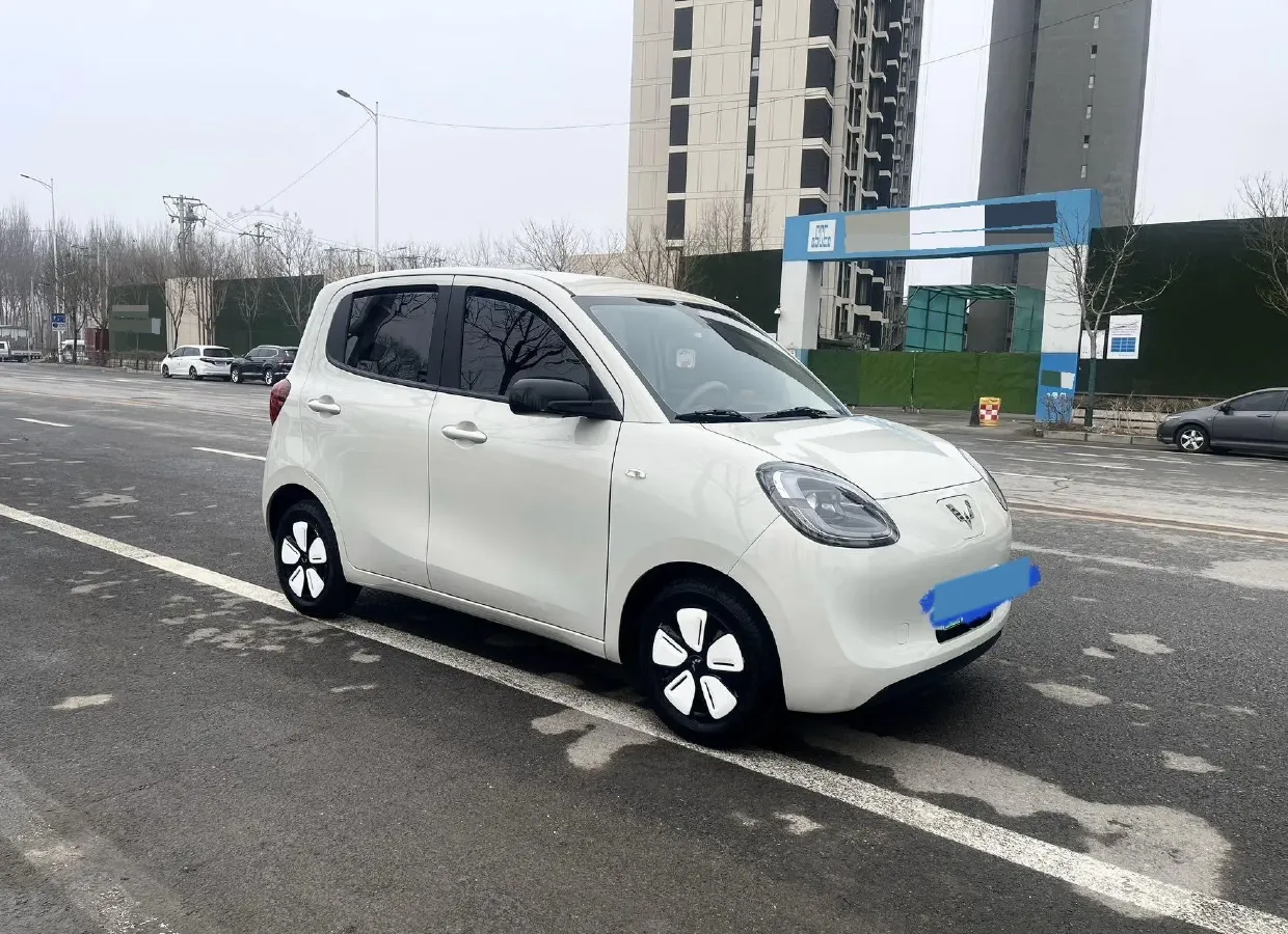 2025 WuLing HongGuang MINI EV BEV 16.2KWH,autocango,china used car exporter,china ev exporter,chinese used car exporter,chinese used ev exporter