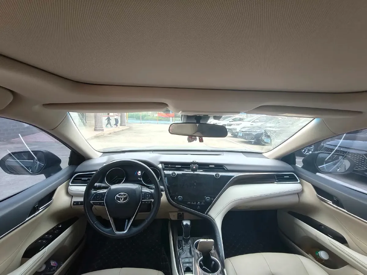 2019 Toyota Camry 2.5L 209HP L4 8AT,autocango,china used car exporter,china ev exporter,chinese used car exporter,chinese used ev exporter