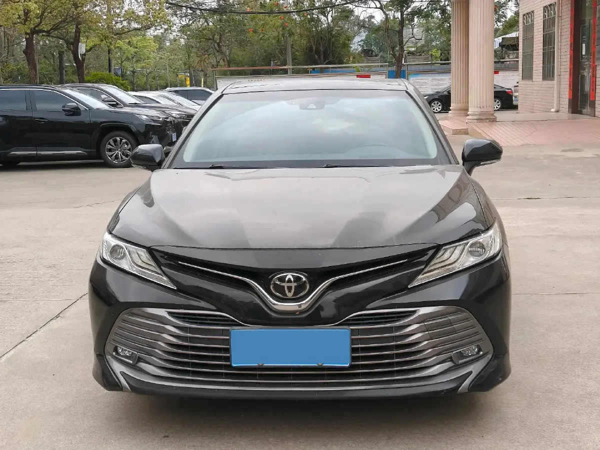 2019 Toyota Camry 2.5L 209HP L4 8AT,autocango,china used car exporter,china ev exporter,chinese used car exporter,chinese used ev exporter
