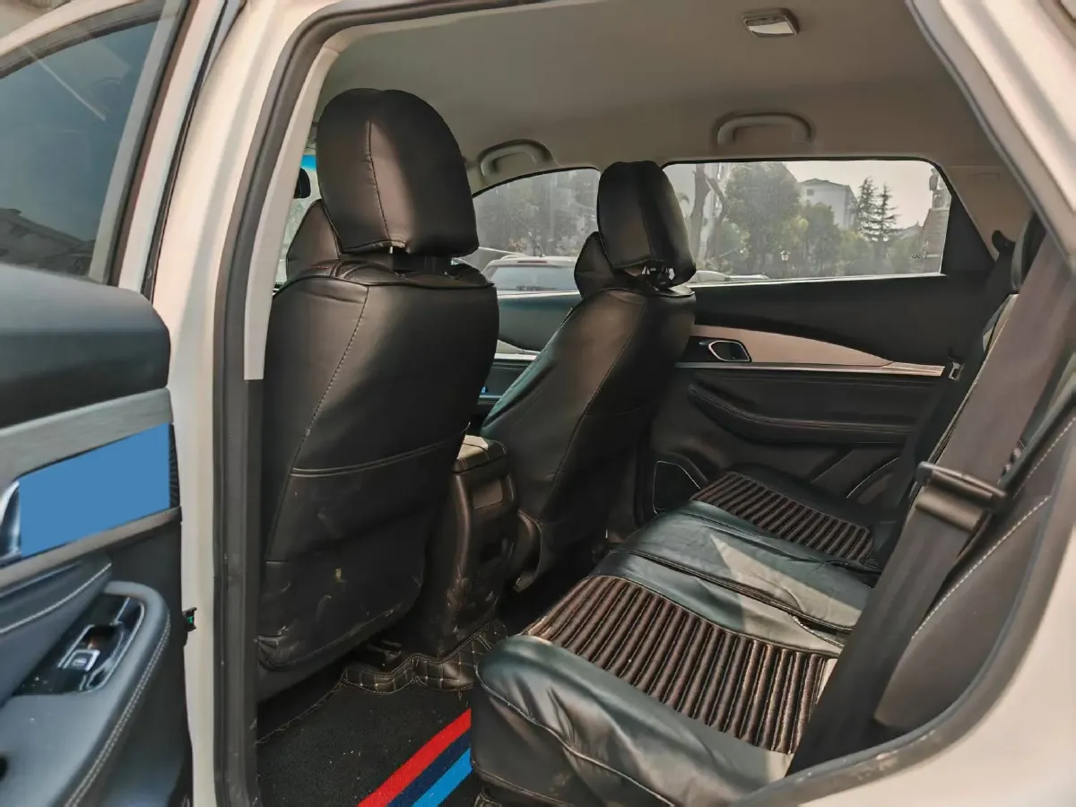 2022 Jetour X70M 1.5T 156HP L4 6MT,autocango,china used car exporter,china ev exporter,chinese used car exporter,chinese used ev exporter