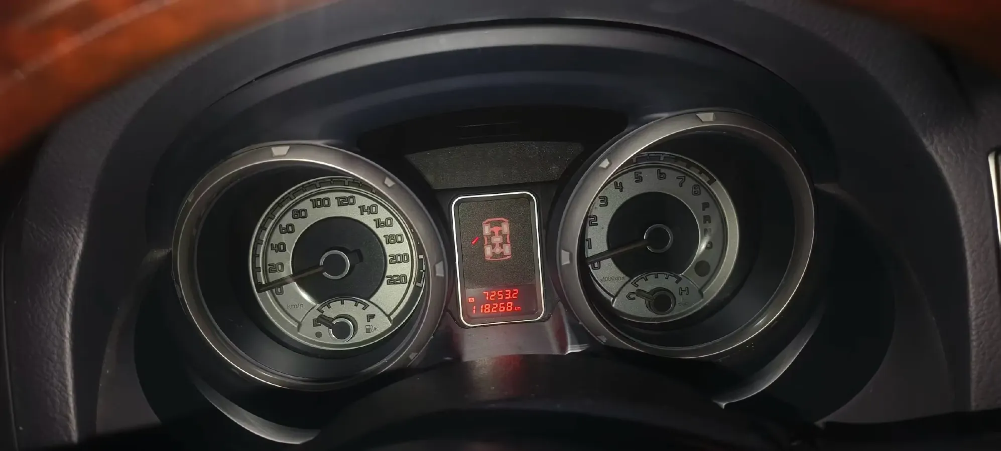 2017 Honda Jade 1.8L 141HP L4 5AT,autocango,china used car exporter,china ev exporter,chinese used car exporter,chinese used ev exporter