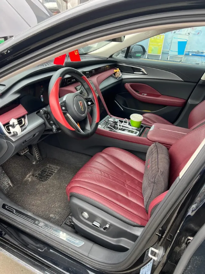 2023 HongQi H5 2.0T 224HP L4 8AT,autocango,china used car exporter,china ev exporter,chinese used car exporter,chinese used ev exporter