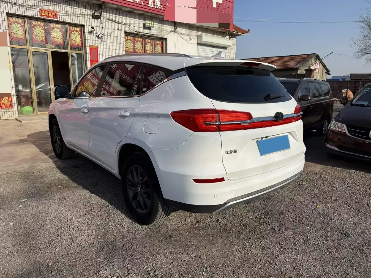 2020 BYD Song 1.5T 160HP L4 6MT,autocango,china used car exporter,china ev exporter,chinese used car exporter,chinese used ev exporter