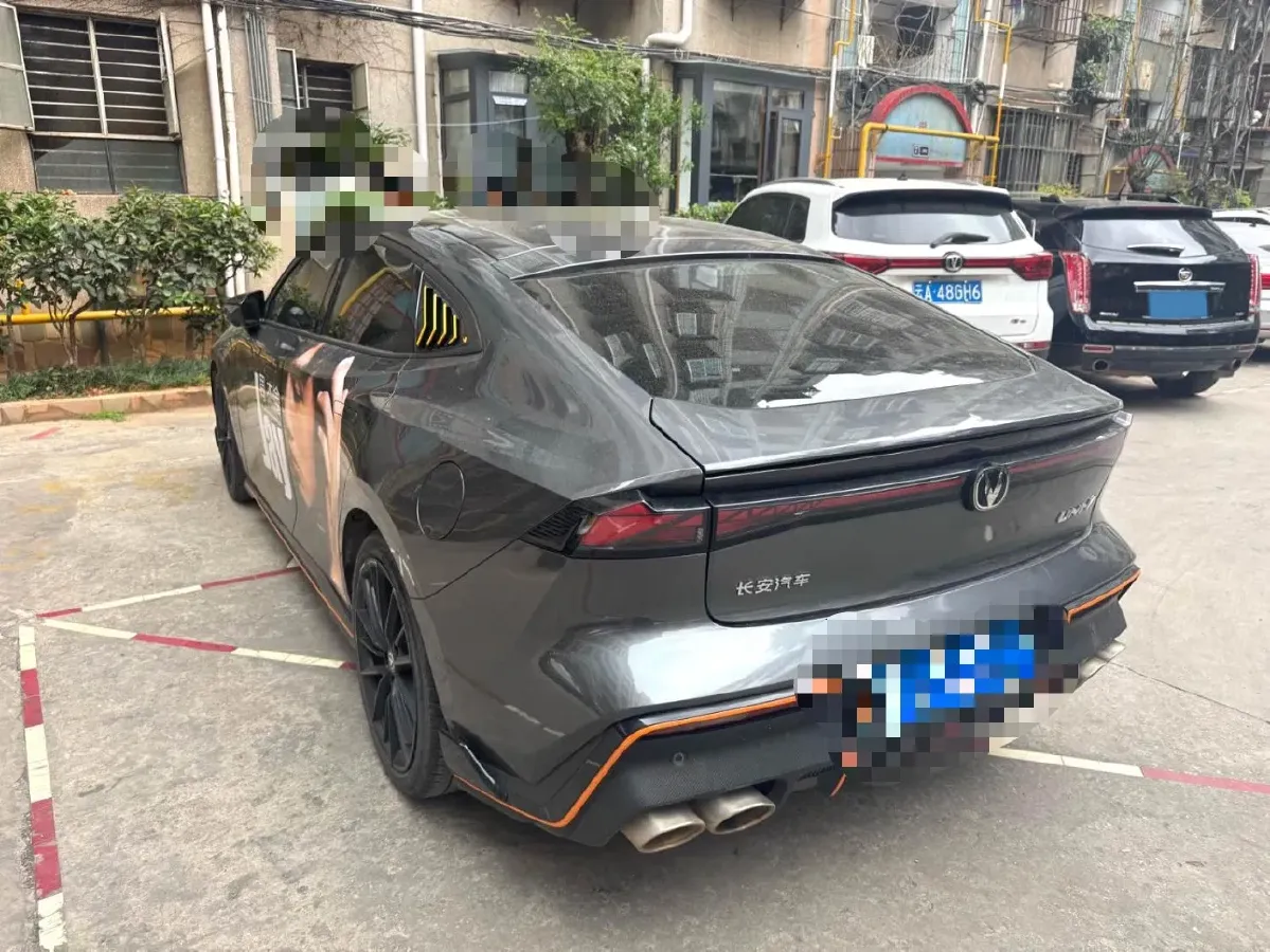 2022 ChangAn UNI-V 1.5T 188HP L4 7DCT,autocango,china used car exporter,china ev exporter,chinese used car exporter,chinese used ev exporter