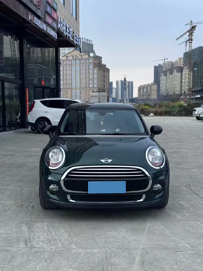 2018 MINI MINI 1.5T 136HP L3 6AT,autocango,china used car exporter,china ev exporter,chinese used car exporter,chinese used ev exporter