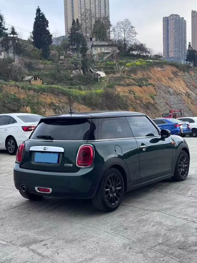 2018 MINI MINI 1.5T 136HP L3 6AT,autocango,china used car exporter,china ev exporter,chinese used car exporter,chinese used ev exporter