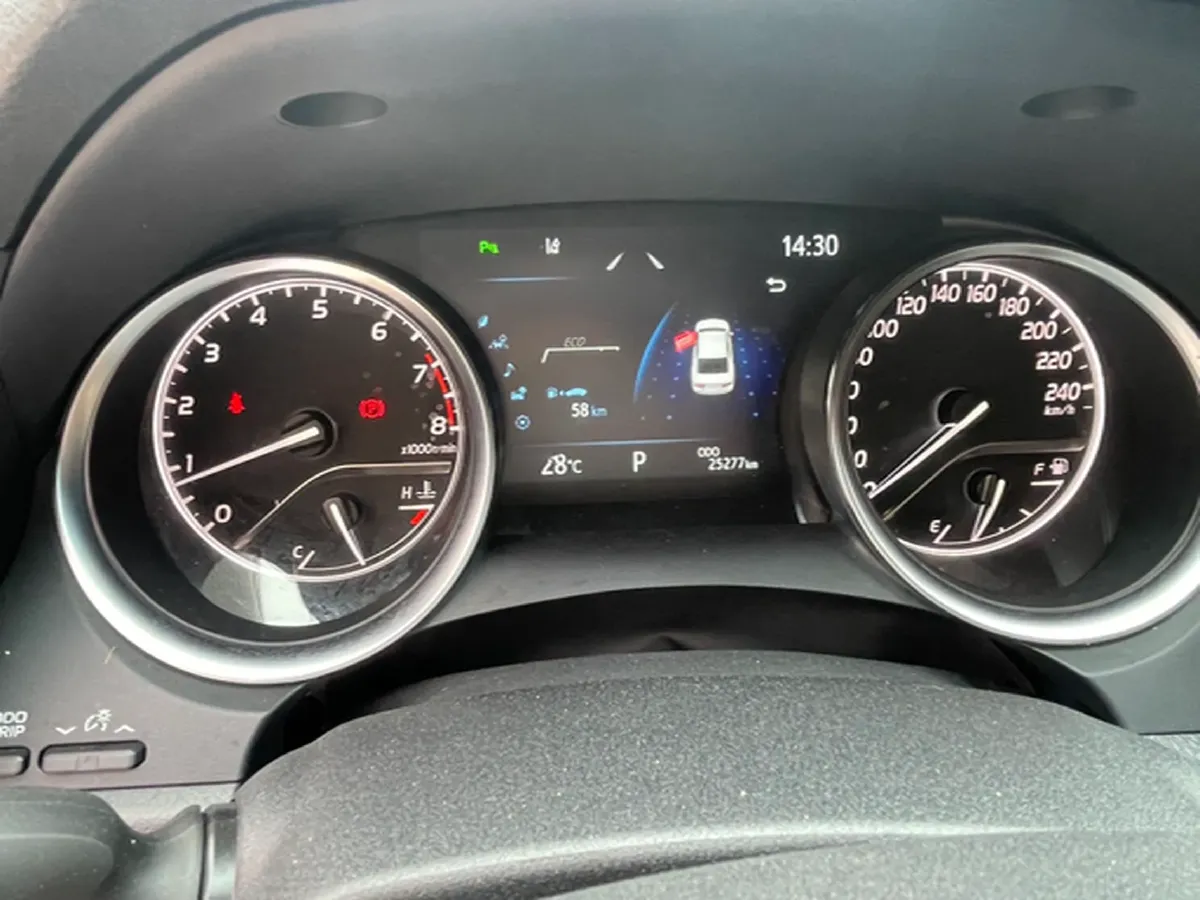 2023 Toyota Camry 2.0L 177HP L4 CVT,autocango,china used car exporter,china ev exporter,chinese used car exporter,chinese used ev exporter