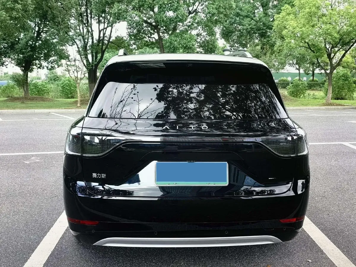 2024 AITO AITO M9 1.5T 152HP L4 REEV 42KWH,autocango,china used car exporter,china ev exporter,chinese used car exporter,chinese used ev exporter