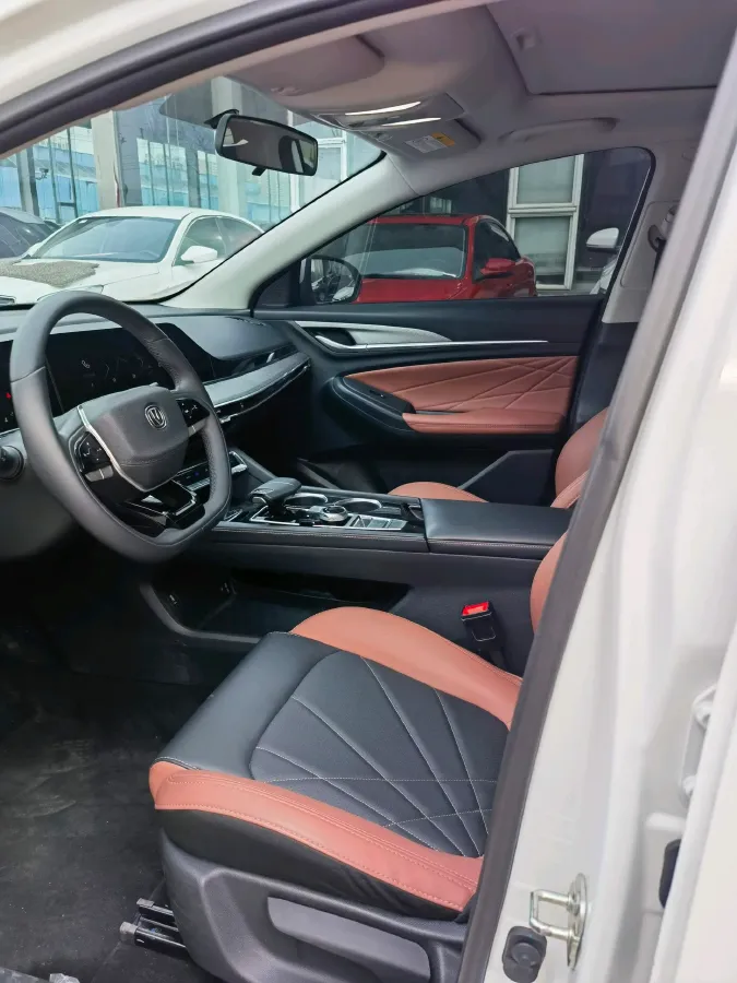 2022 ChangAn Eado 1.4T 160HP L4 7DCT,autocango,china used car exporter,china ev exporter,chinese used car exporter,chinese used ev exporter