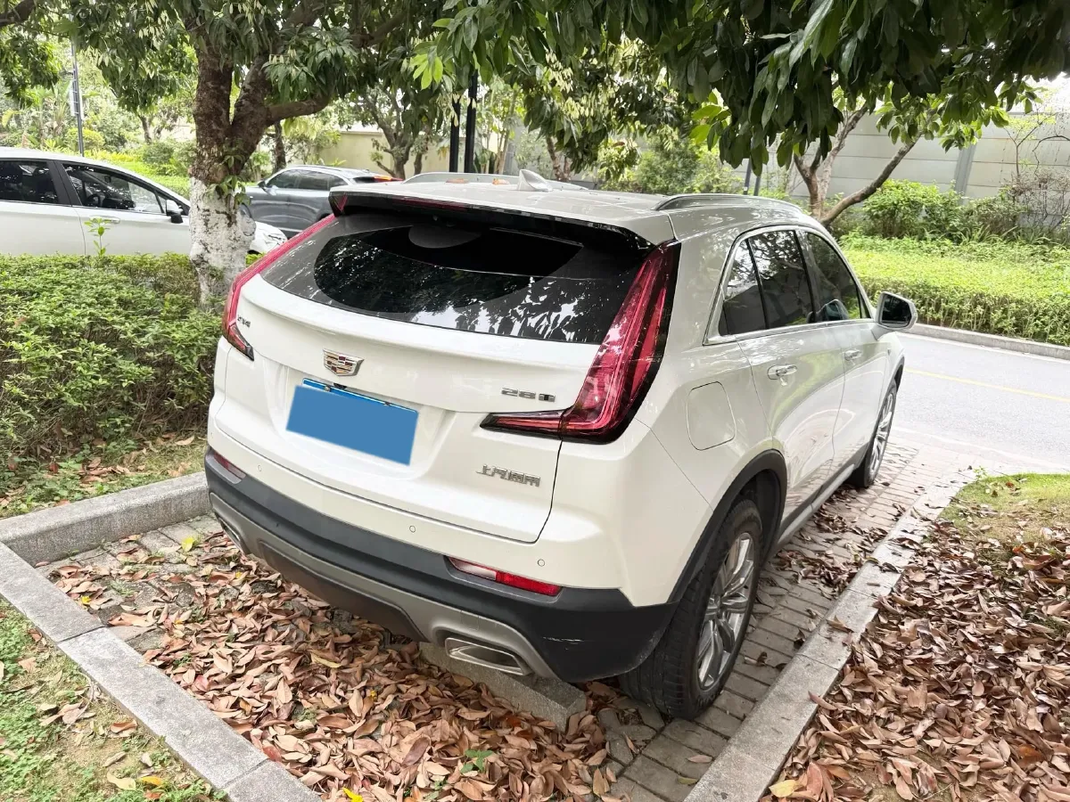 2020 Cadillac XT4 2.0T 241HP L4 9AT,autocango,china used car exporter,china ev exporter,chinese used car exporter,chinese used ev exporter