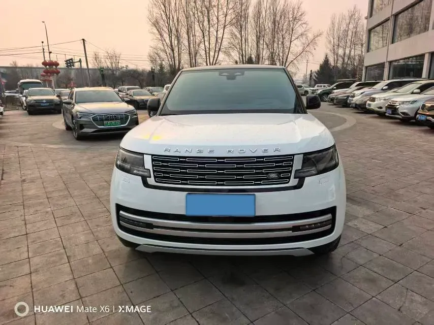 2025 Land Rover Range Rover 3.0T 400HP L6 8AT,autocango,china used car exporter,china ev exporter,chinese used car exporter,chinese used ev exporter