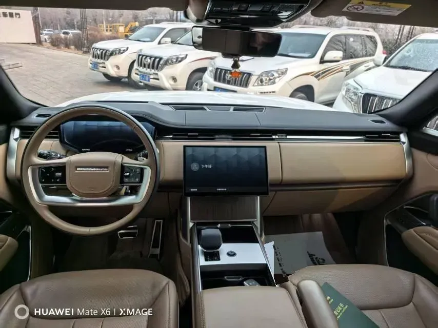 2025 Land Rover Range Rover 3.0T 400HP L6 8AT,autocango,china used car exporter,china ev exporter,chinese used car exporter,chinese used ev exporter