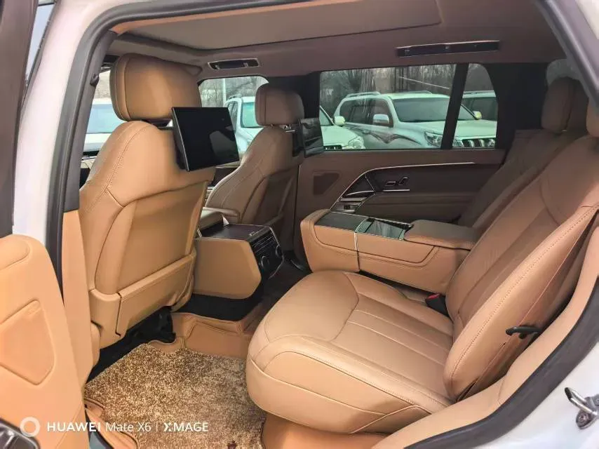 2025 Land Rover Range Rover 3.0T 400HP L6 8AT,autocango,china used car exporter,china ev exporter,chinese used car exporter,chinese used ev exporter