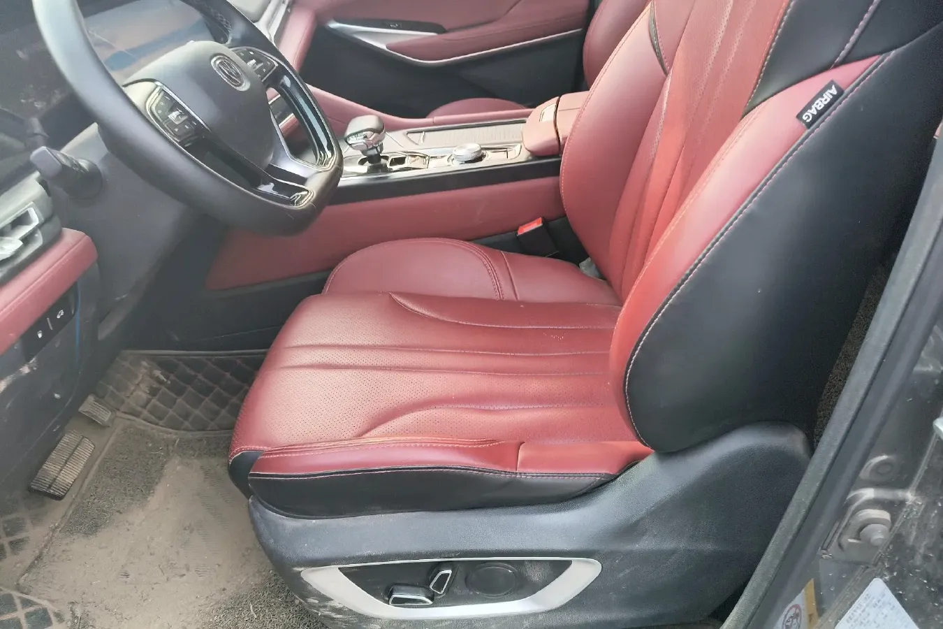 2021 ChangAn CS75 Plus 1.5T 178HP L4 6AT,autocango,china used car exporter,china ev exporter,chinese used car exporter,chinese used ev exporter