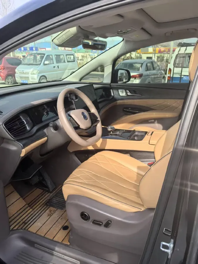 2023 Denza D9 1.5T 139HP L4 E-CVT PHEV 20.39KWH,autocango,china used car exporter,china ev exporter,chinese used car exporter,chinese used ev exporter