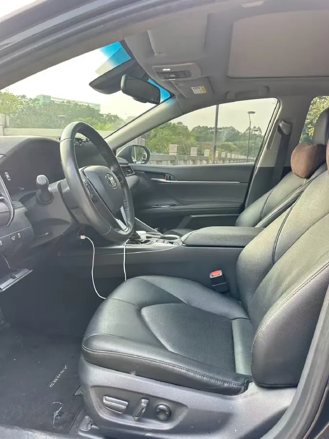 2023 Toyota Camry 2.5L 178HP L4 E-CVT Hybrid,autocango,china used car exporter,china ev exporter,chinese used car exporter,chinese used ev exporter