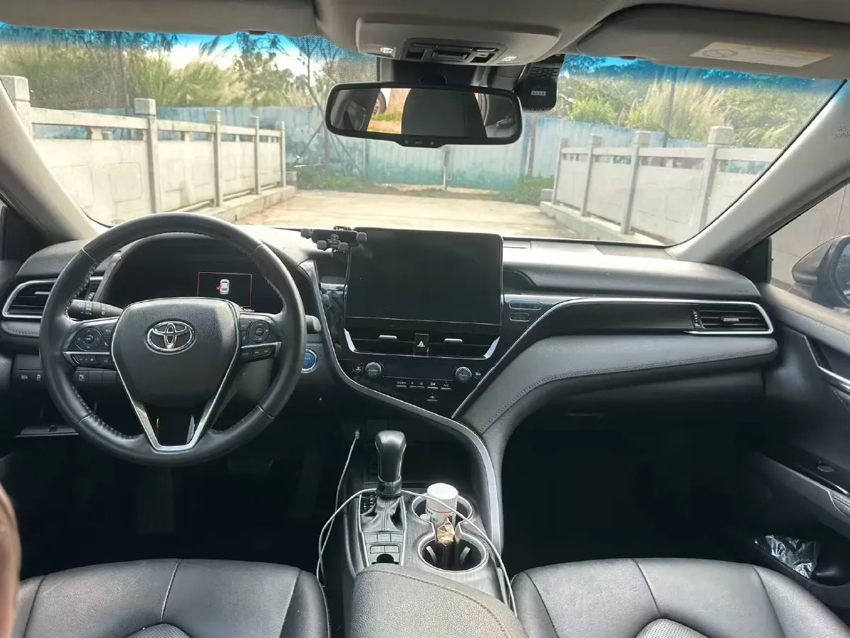 2023 Toyota Camry 2.5L 178HP L4 E-CVT Hybrid,autocango,china used car exporter,china ev exporter,chinese used car exporter,chinese used ev exporter
